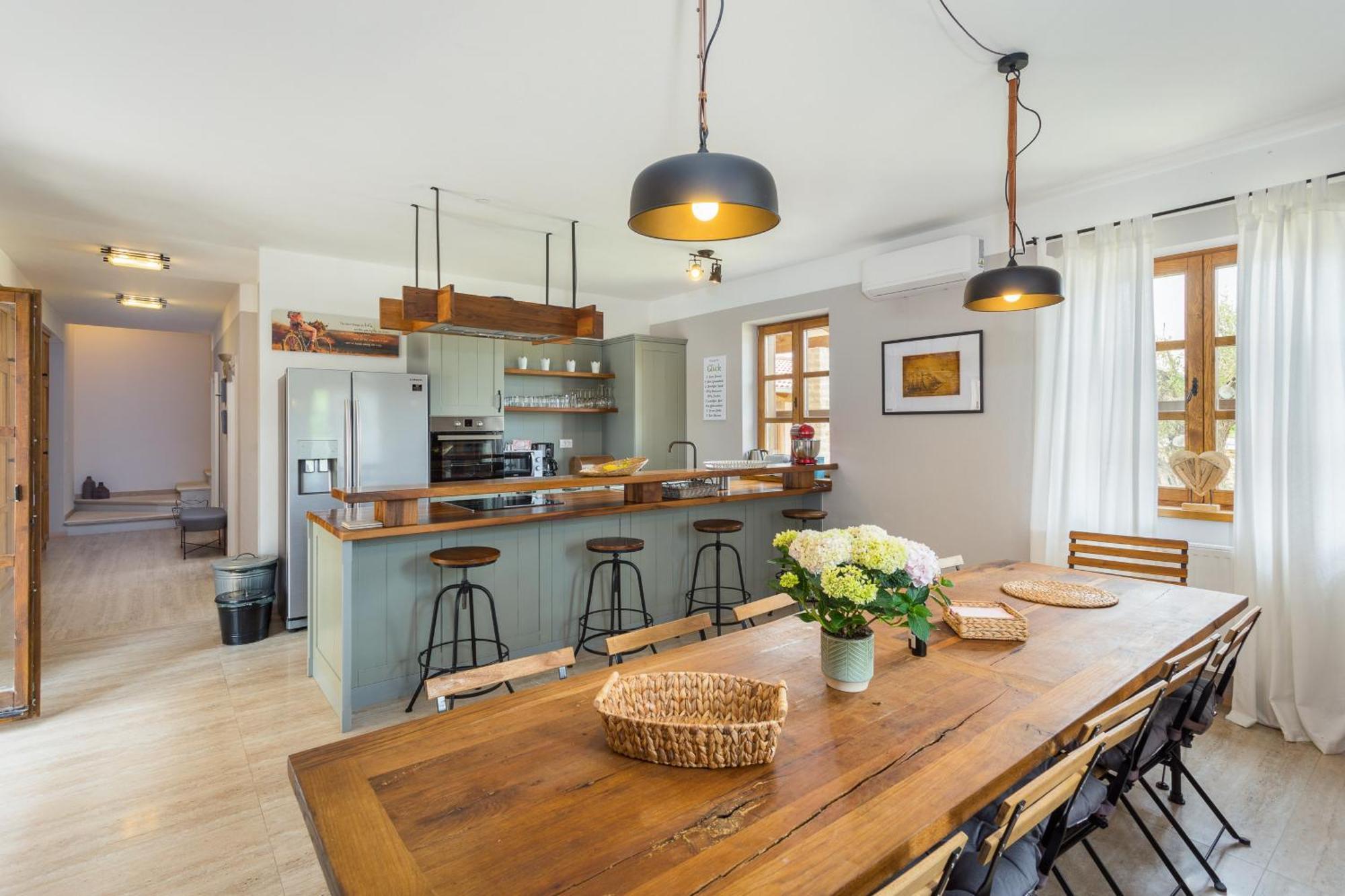 Villa Cirka In Central Istria For 14 Persons With Pool Heating & Pool Table Svetvinčenat Eksteriør bilde